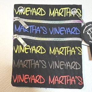 Robin-Ruth Martha's Vineyard Crossbody Bag,‎ No Strap, NEW